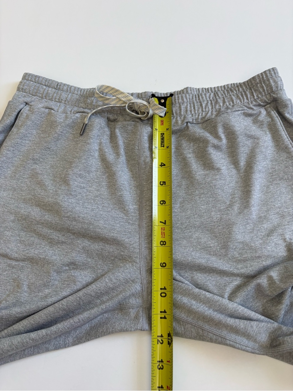 Vuori Performance Jogger Light Gray Size Medium - Picture 9 of 10
